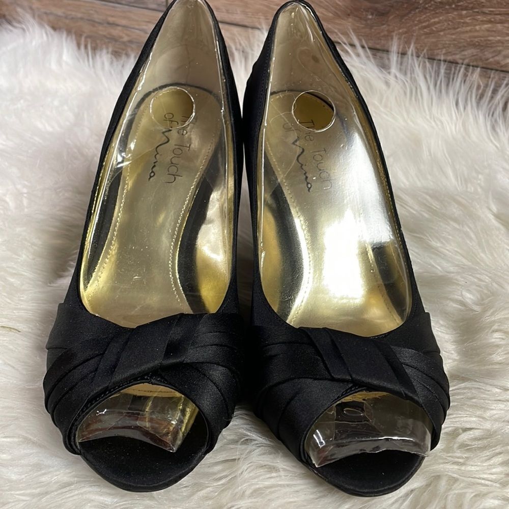 The Touch of Nina Black Satin Peep Toe 3" heel Pumps sz 6.5M Black Luster Satin